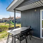 Gorgeous In With Sauna Holiday home Hvide Sande