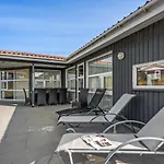 Holiday home Gorgeous In With Sauna *